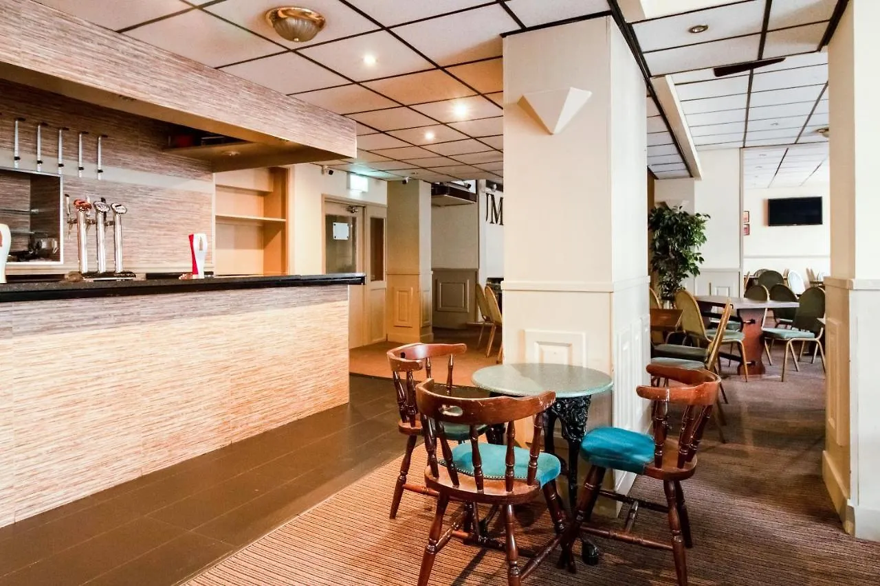 ** Hotel Oyo Flagship Cardiff Central Reino Unido
