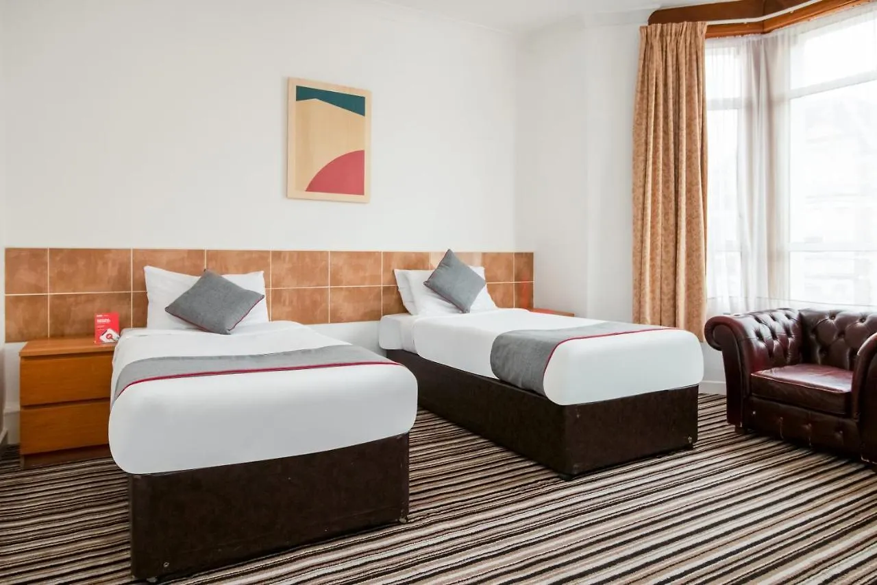 Oyo Flagship Cardiff Central Hotel